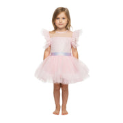 Op deze afbeelding zie je een Kostuums, van het merk Wilbers. Meer Dan Prima Ballerina Meisje Kostuum