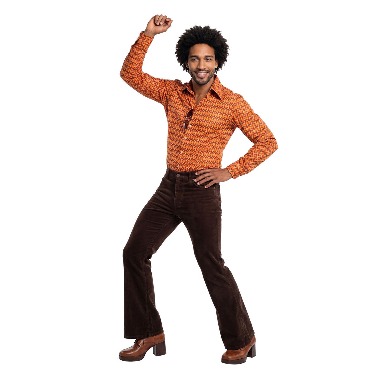Op deze afbeelding zie je een Kostuums, van het merk Wilbers. Oranje Retro Blouse Jaren 70 Man