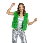 Op deze afbeelding zie je een Kostuums, van het merk Wilbers. Boho Fur Look Gilet Groen