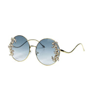 Op deze afbeelding zie je een Accessoires, van het merk Wilbers. Classy Messy Festival Bril Blauw / Groen