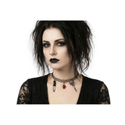 Op deze afbeelding zie je een Accessoires, van het merk Wilbers. Choker Ketting Moordwapens