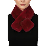 Op deze afbeelding zie je een Accessoires, van het merk Wilbers. Sjaal Bont Bordeauxrood