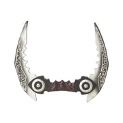 Op deze afbeelding zie je een Accessoires, van het merk California Costume Collections. Ninja Werpmessen