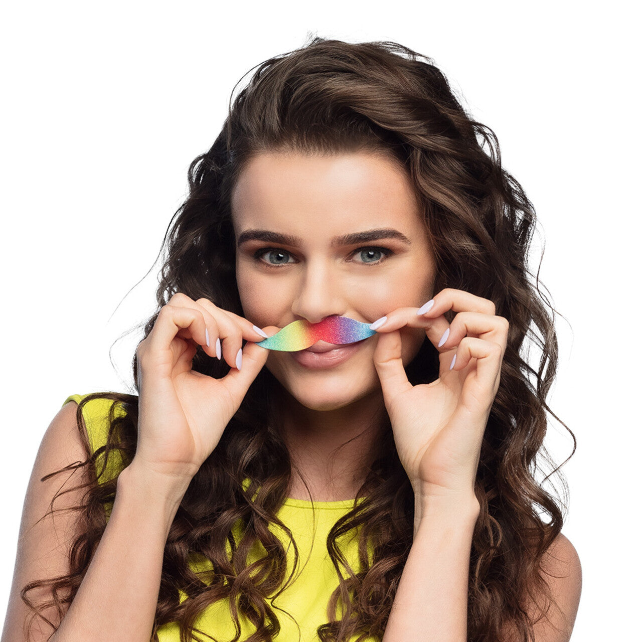 Op deze afbeelding zie je een Accessoires, van het merk Boland. 6x Magische Regenboog Snor