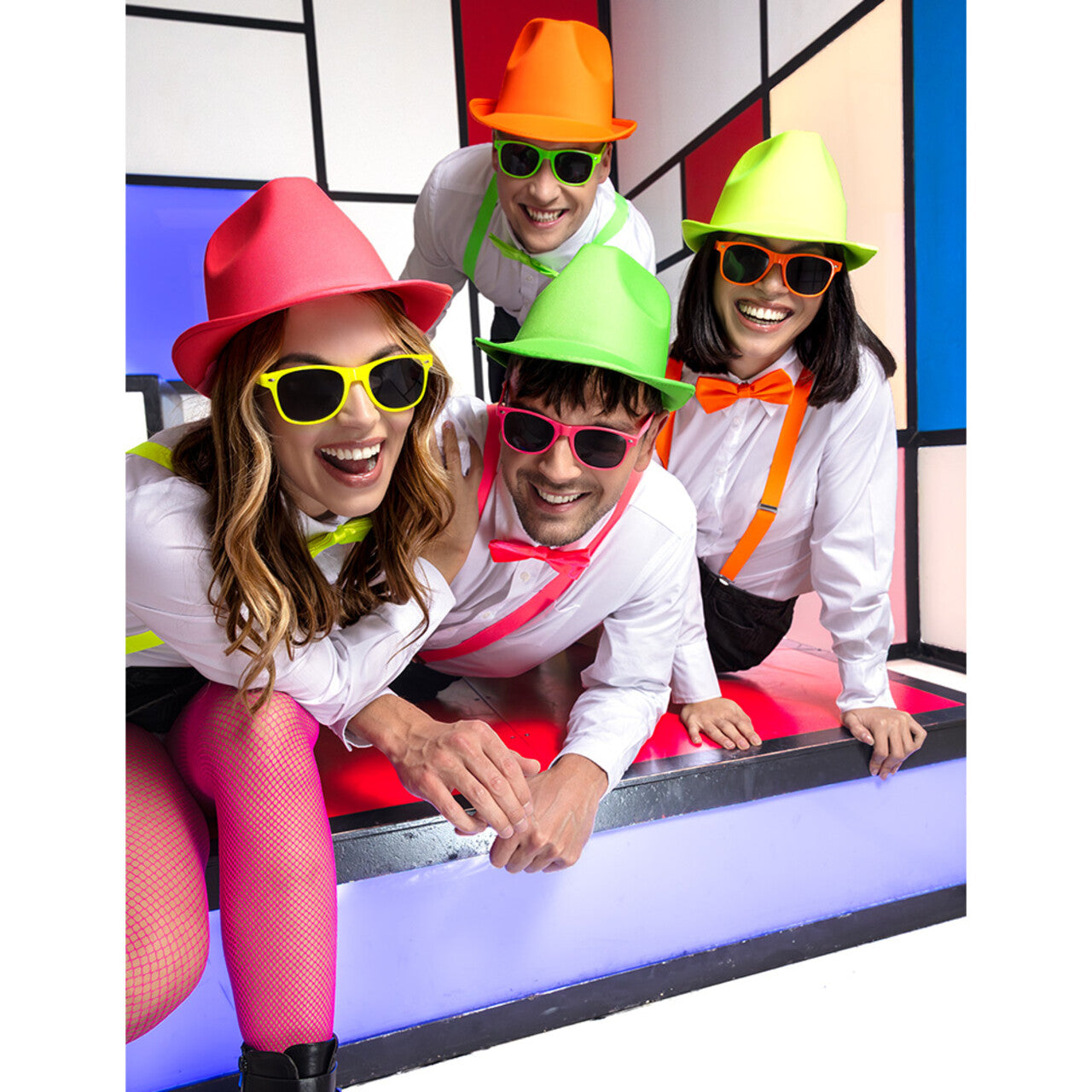 Op deze afbeelding zie je een Accessoires, van het merk Boland. Gentleman Party Set Neongeel