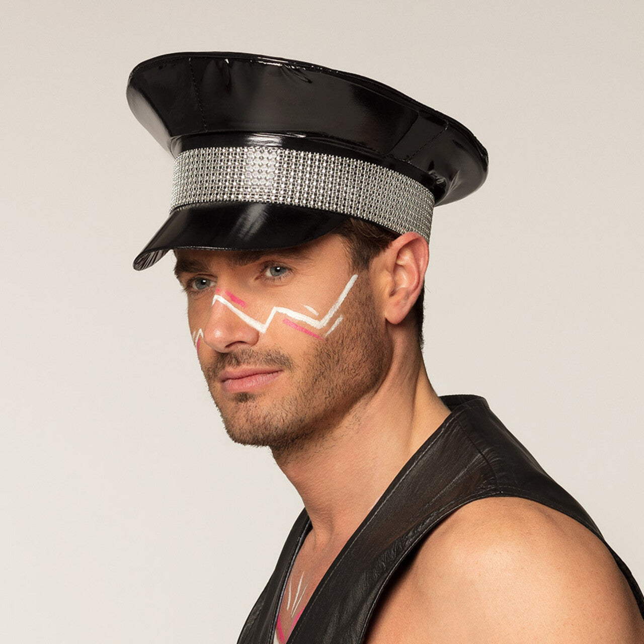 Op deze afbeelding zie je een Accessoires, van het merk Boland. Pet Black Rock