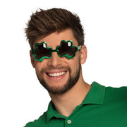 Op deze afbeelding zie je een Accessoires, van het merk Boland. Shamrock Bril Groen