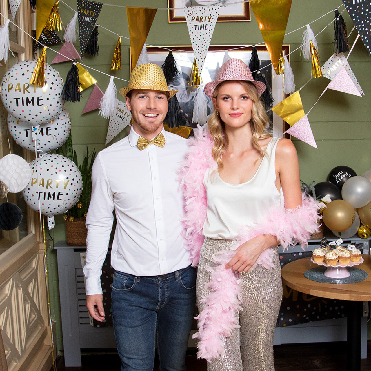 Op deze afbeelding zie je een Decoratie, van het merk Boland. Folieballon Party Time Confetti Look