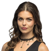 Op deze afbeelding zie je een Accessoires, van het merk Boland. Nek Vol Spinnen Choker