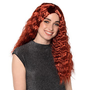Op deze afbeelding zie je een Accessoires, van het merk Boland. Pruik Ginger Waves