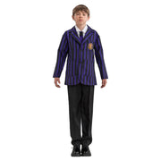 Op deze afbeelding zie je een Kostuums, van het merk Chaks. Nevermore School Uniform Zwart Paars Jongen Kostuum