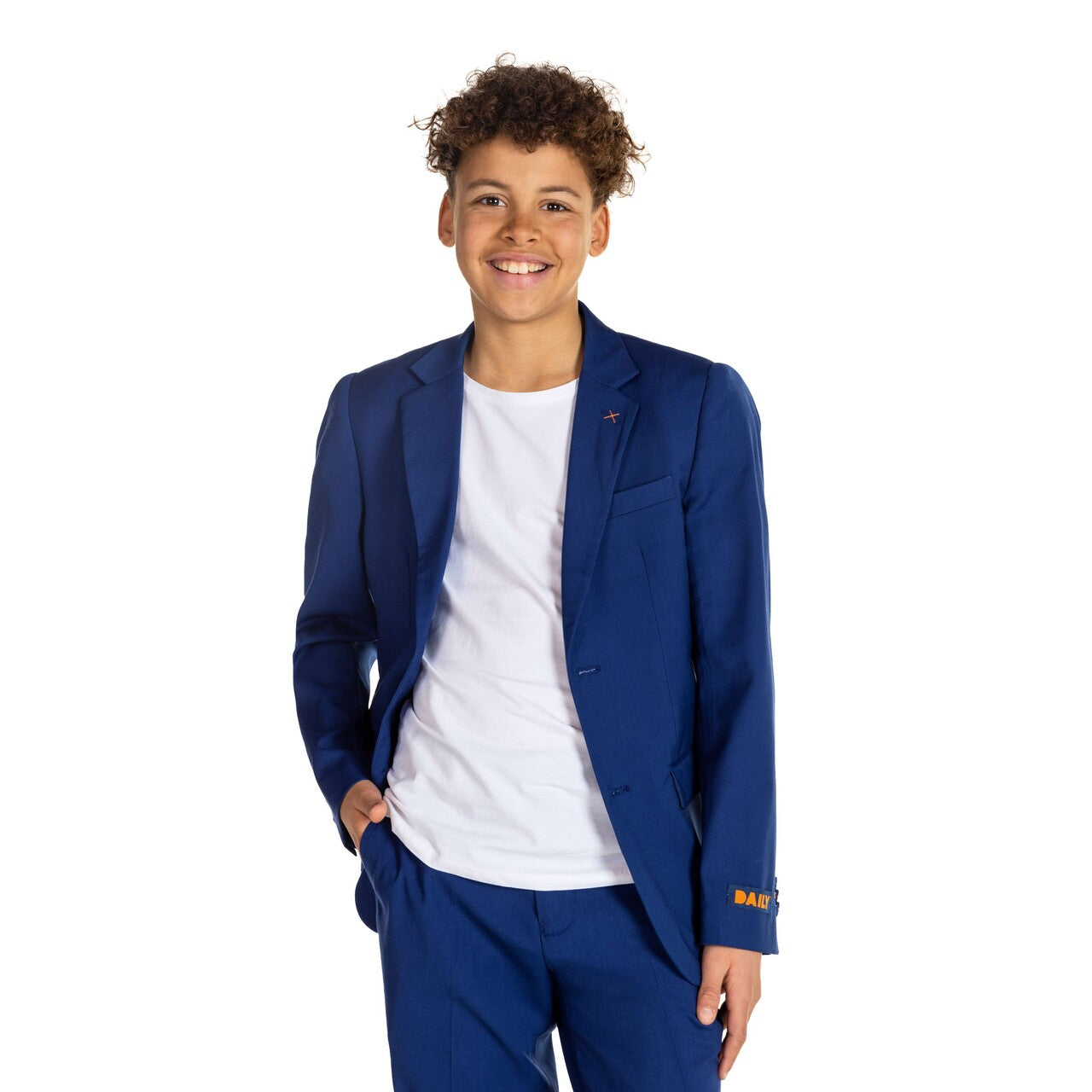 Op deze afbeelding zie je een Kostuums, van het merk Opposuits. Teen Boys Daily Dark Blue Jongen Kostuum