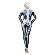 Op deze afbeelding zie je een Kostuums, van het merk Funny Fashion. IJskoude Blue Bones Skelet Scarlet Vrouw Kostuum