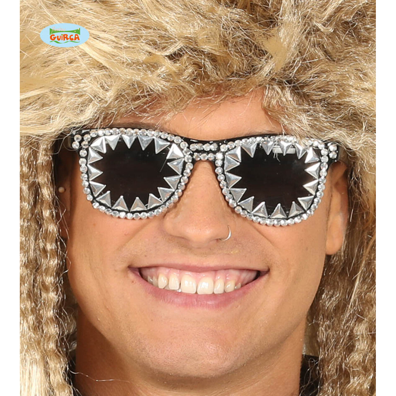 Op deze afbeelding zie je een Accessoires, van het merk Guirca. Ingeslagen Glazen Bril Rocker