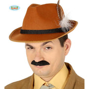 Op deze afbeelding zie je een Accessoires, van het merk Guirca. Bruine Jagershoed Alpen