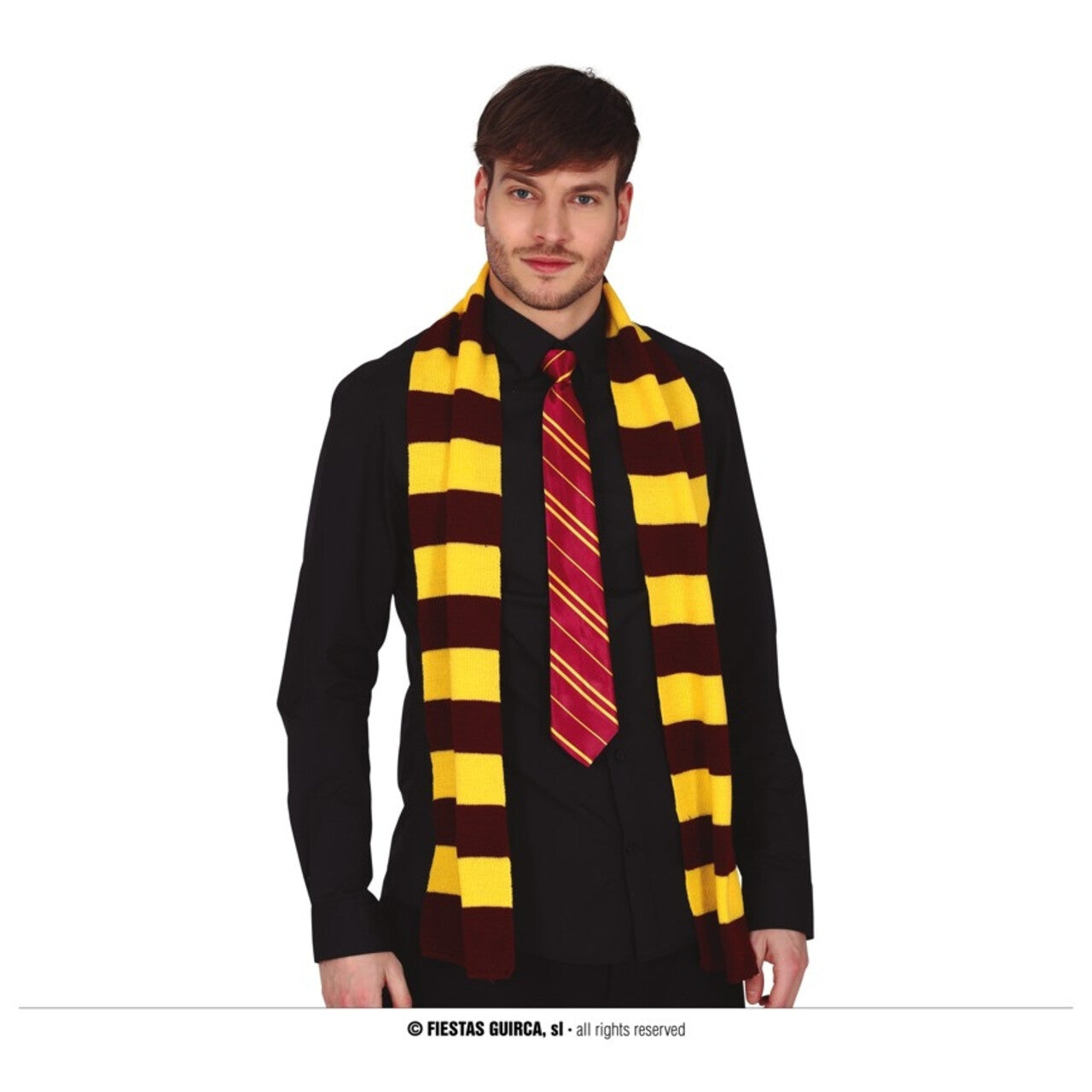 Op deze afbeelding zie je een Accessoires, van het merk Guirca. Student Van De Beste Tovenaarsschool Sjaal