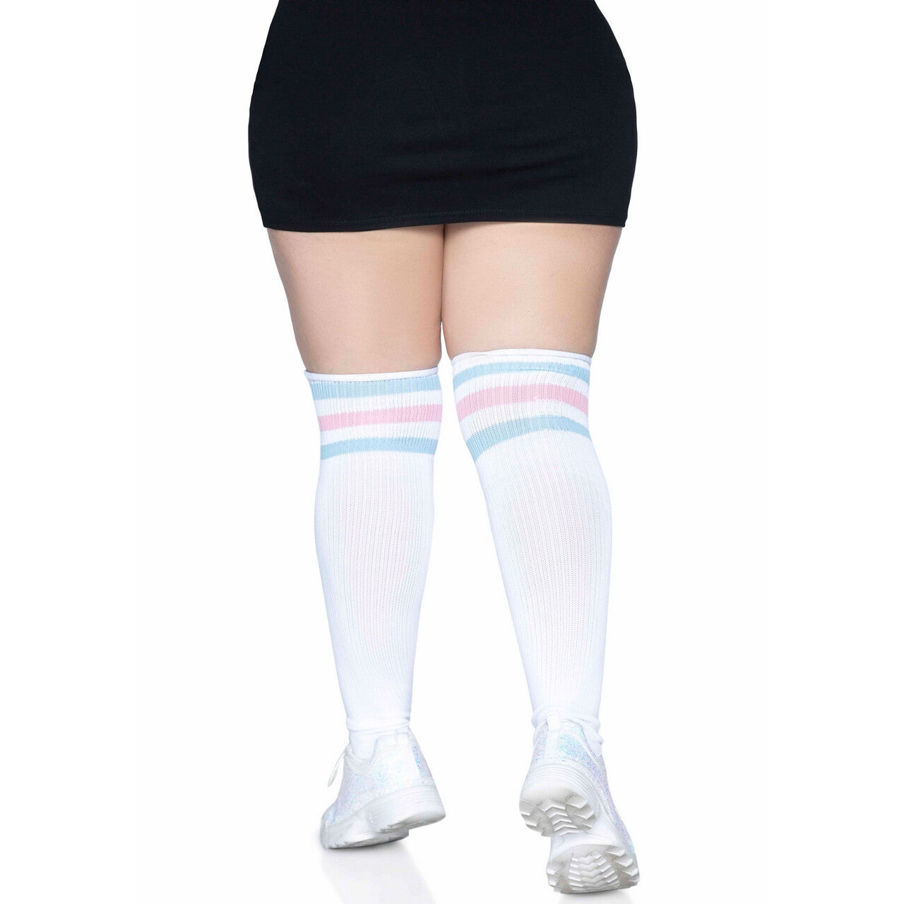 Op deze afbeelding zie je een Accessoires, van het merk Leg Avenue. Sokken Sport En Spel Blauw Roze Plus Size