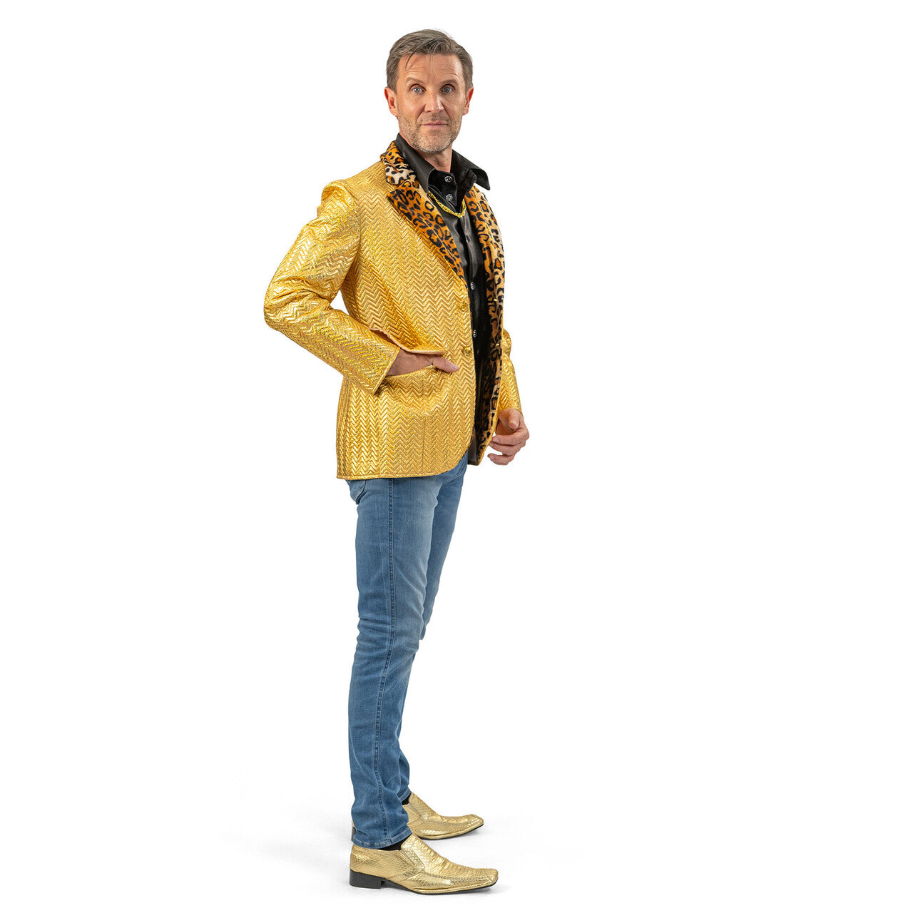 Op deze afbeelding zie je een Kostuums, van het merk Magic By Freddy's. Gouden Colbert Met Tijgerprint Man