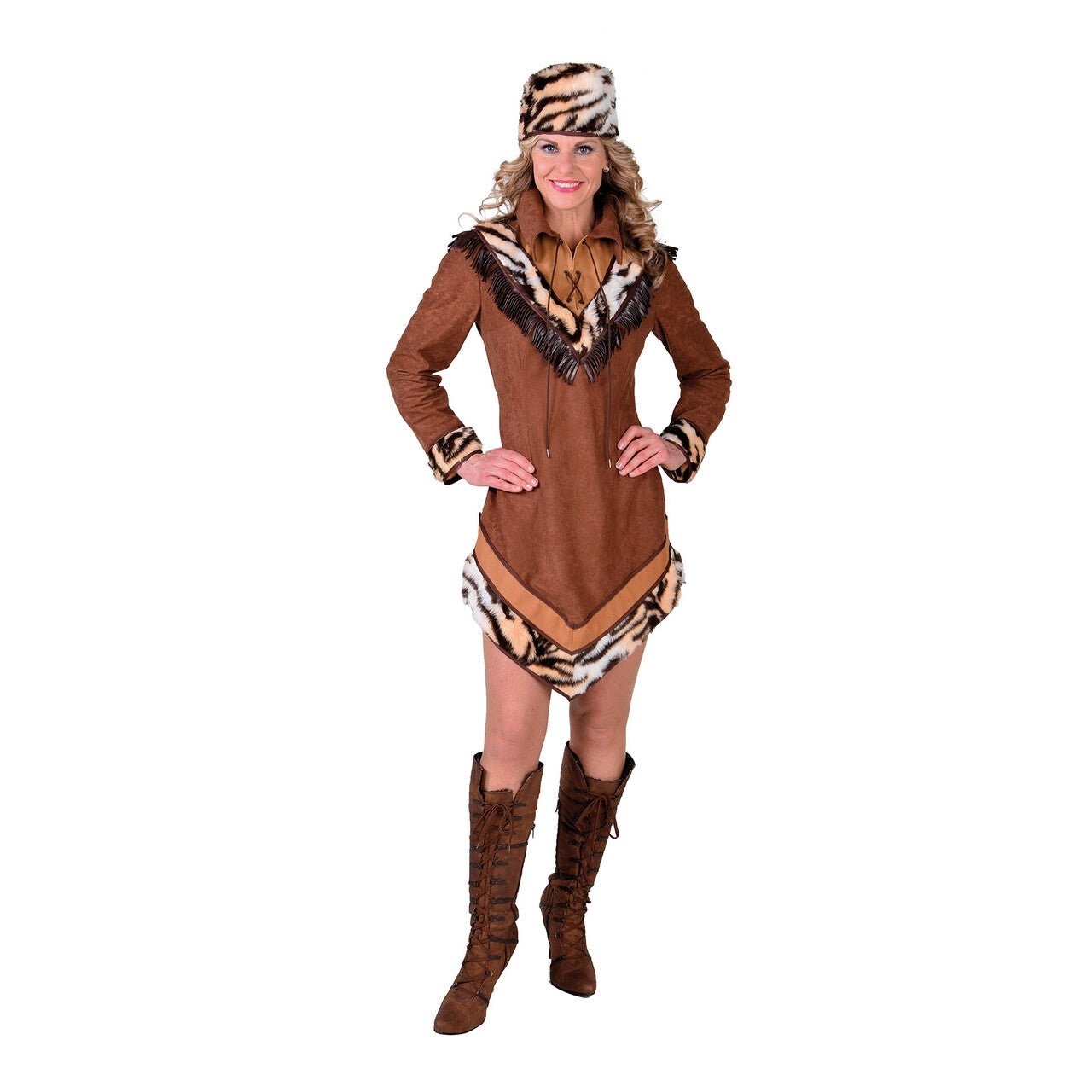 Op deze afbeelding zie je een Kostuums, van het merk Magic By Freddy's. Lady David Crocket Trapper Wilde Westen Vrouw Kostuum