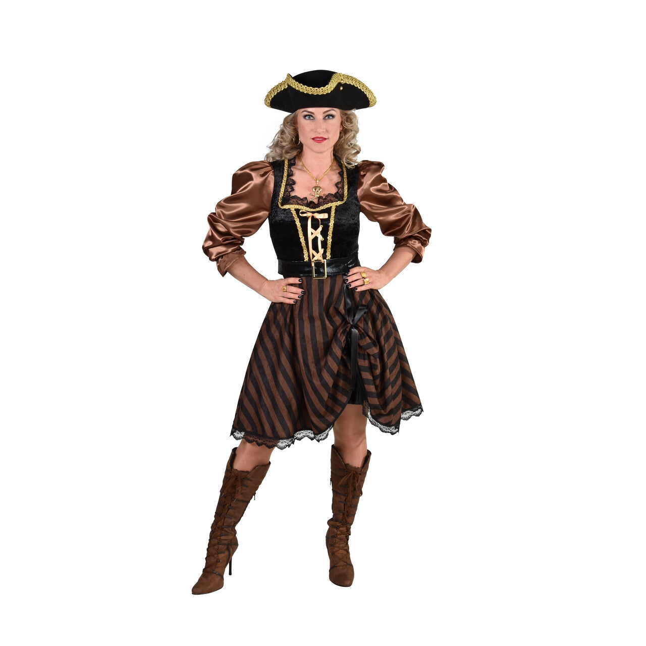 Op deze afbeelding zie je een Kostuums, van het merk Magic By Freddy's. Piraat Erna Enterhaak Zeerover Vrouw Kostuum