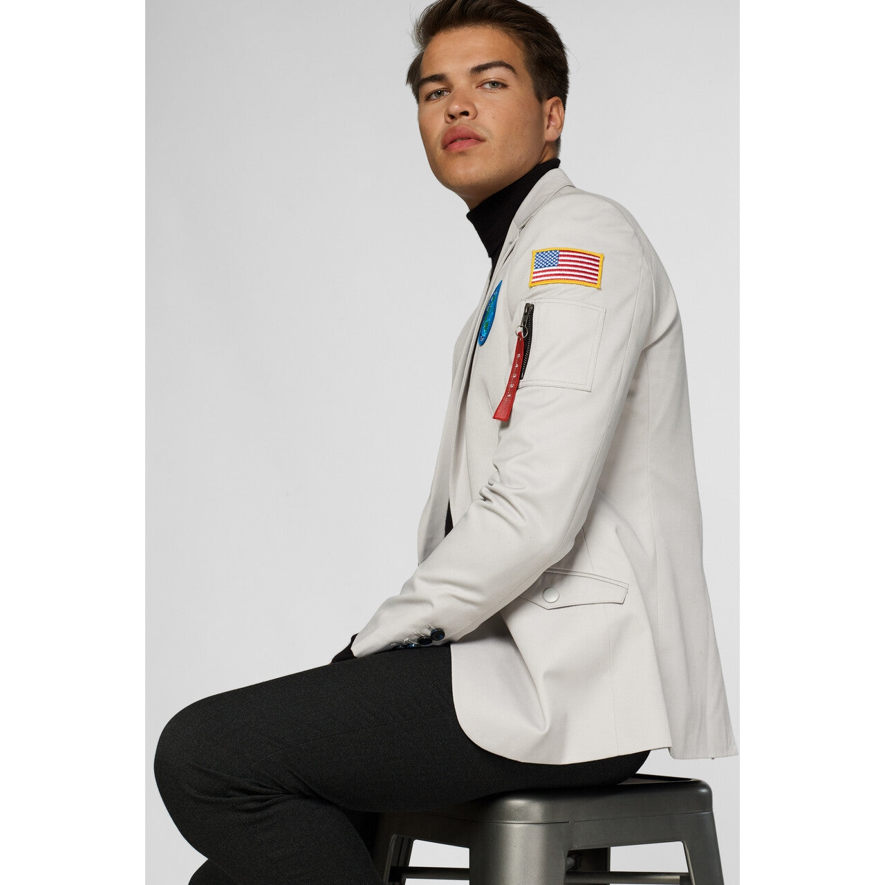 Op deze afbeelding zie je een Kostuums, van het merk Opposuits. Out Of This World Astronaut Jas Man