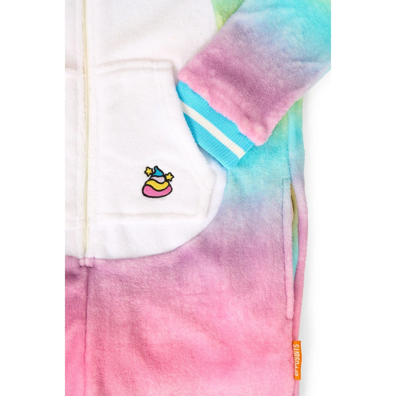Op deze afbeelding zie je een Kostuums, van het merk Opposuits. Unicorn Love Onesie Kind Kostuum