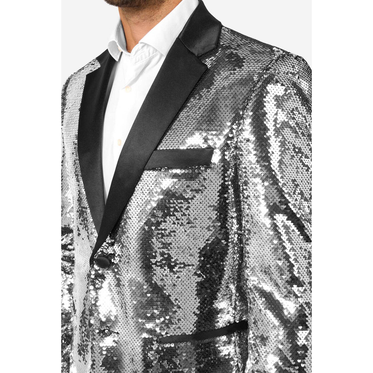 Op deze afbeelding zie je een Kostuums, van het merk Opposuits. Shiny Silver Sequins Man