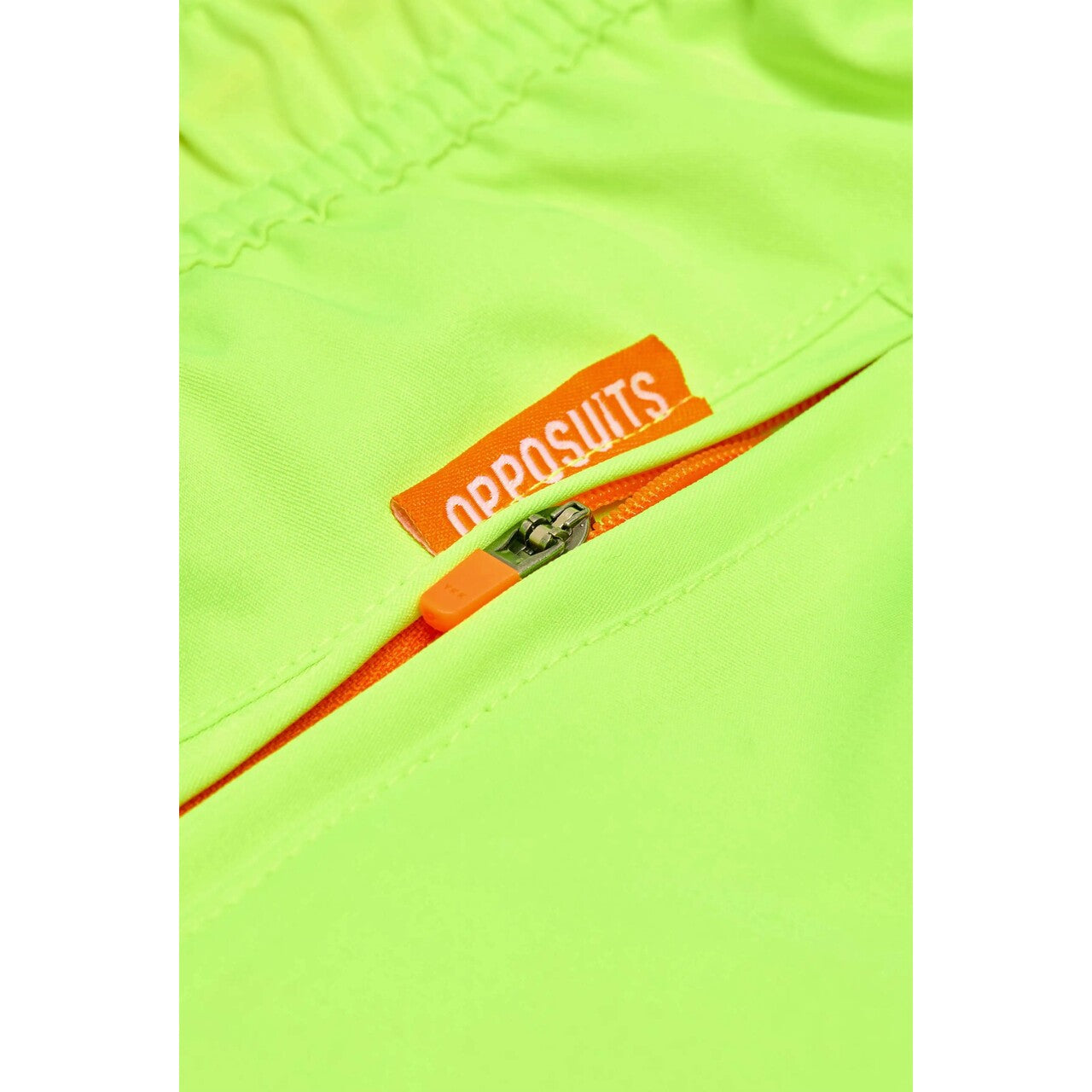 Op deze afbeelding zie je een Kostuums, van het merk Opposuits. Neon Lucky Beach Wear Broek Man