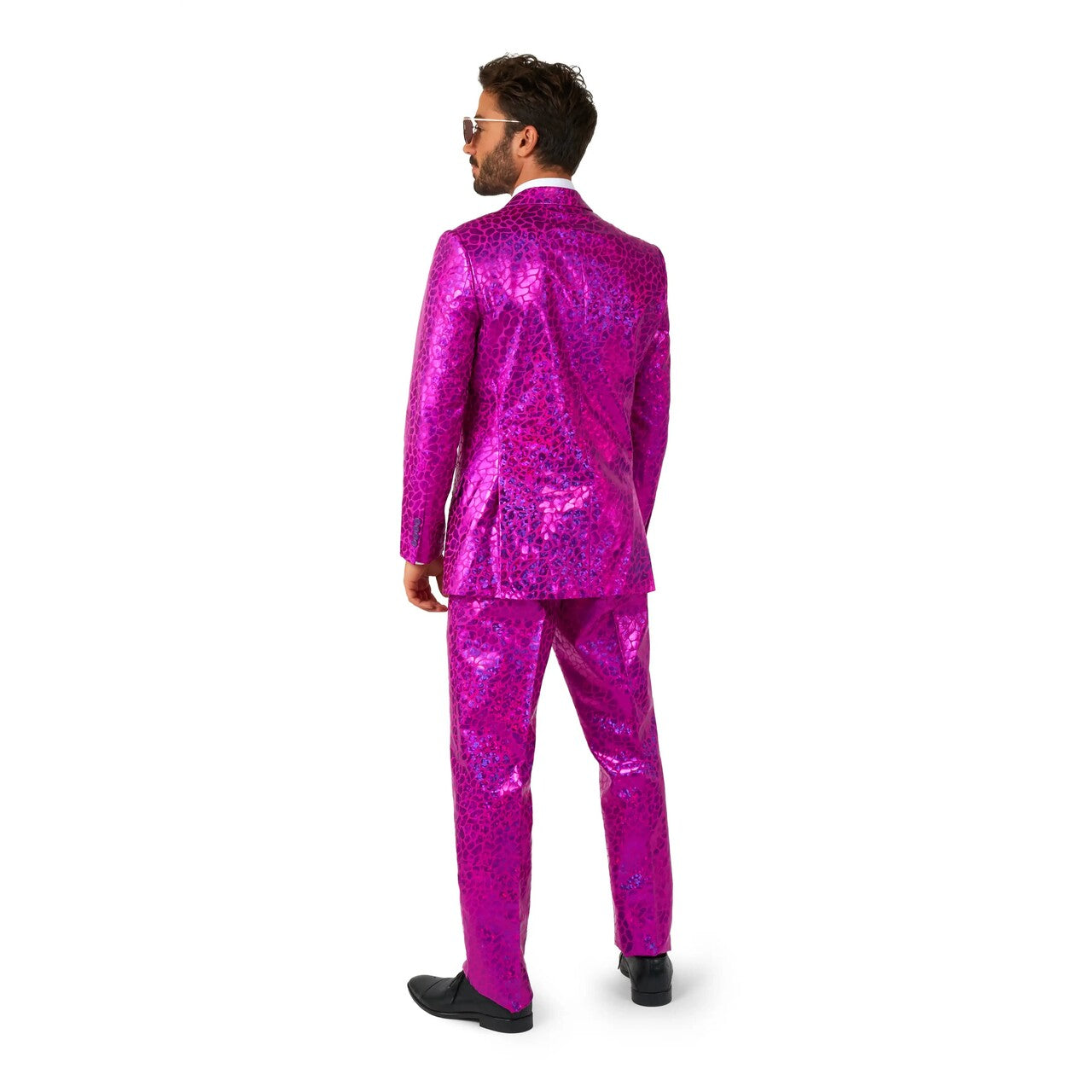 Op deze afbeelding zie je een Kostuums, van het merk Opposuits. Peppy Pink Slangen Print Man Kostuum