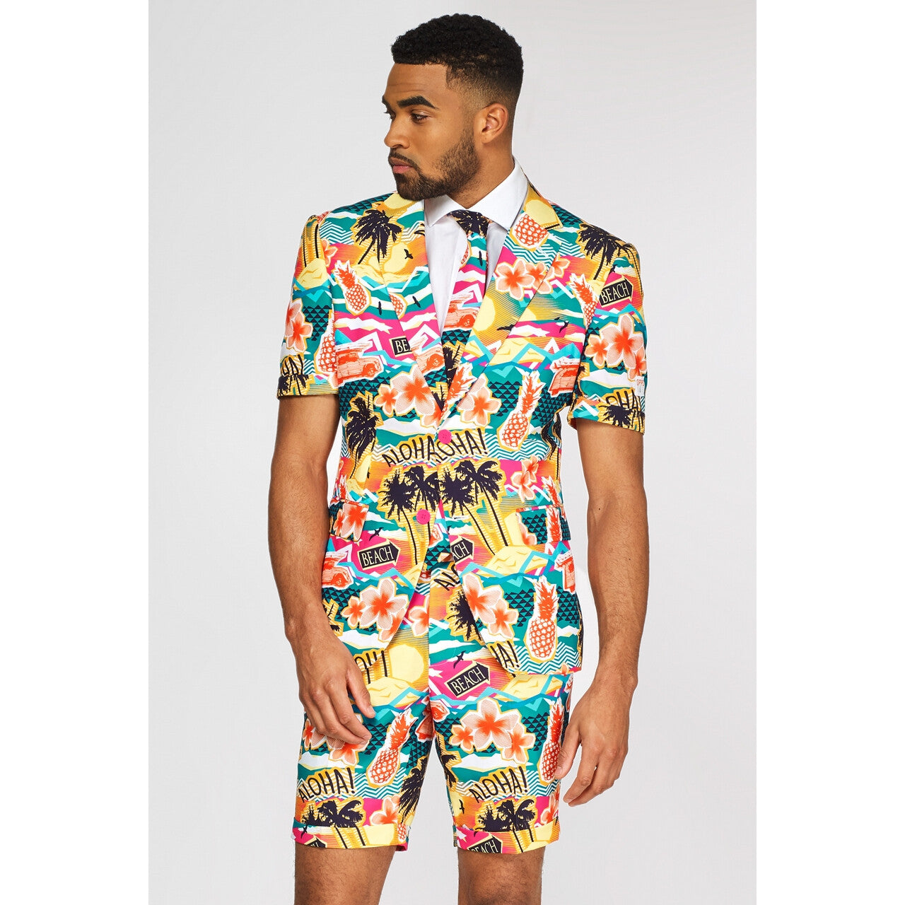 Op deze afbeelding zie je een Kostuums, van het merk Opposuits. Aloha Hero Tropisch Eiland Zomer Man Kostuum