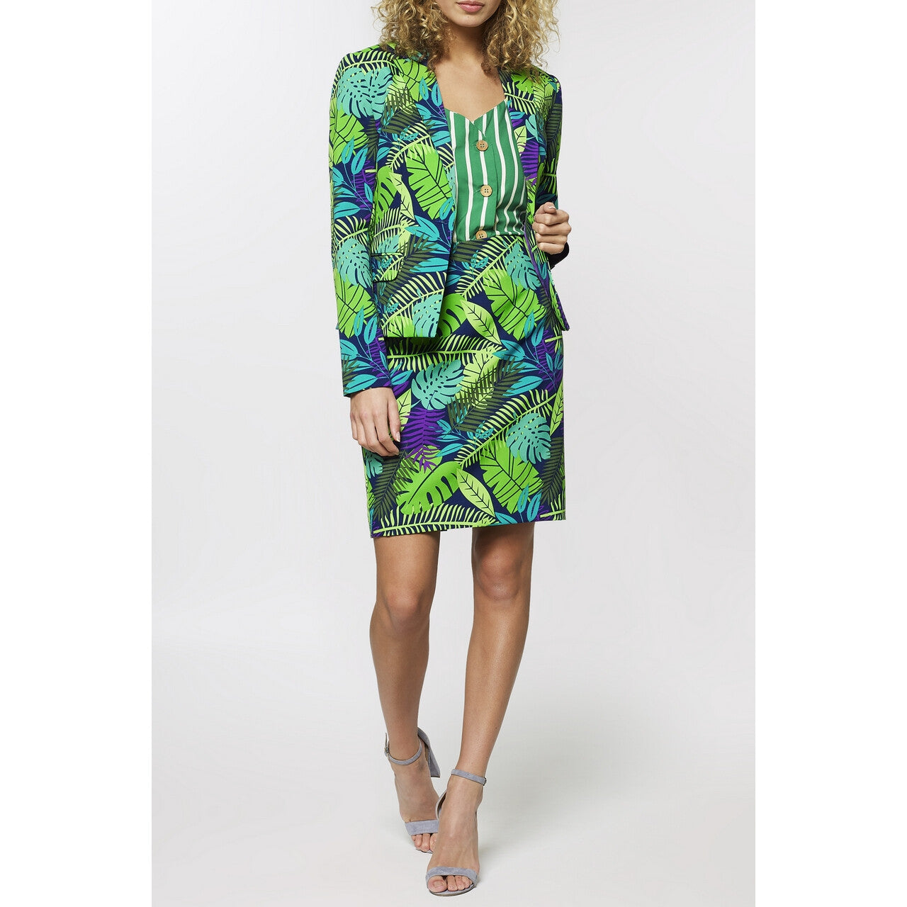 Op deze afbeelding zie je een Kostuums, van het merk Opposuits. Juicy Jungle Tropische Varens Vrouw Kostuum
