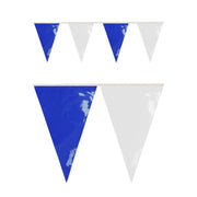 Op deze afbeelding zie je een Decoratie, van het merk PartyXplosion. Pvc Vlaggenlijn Blauw-Wit 10 Mt