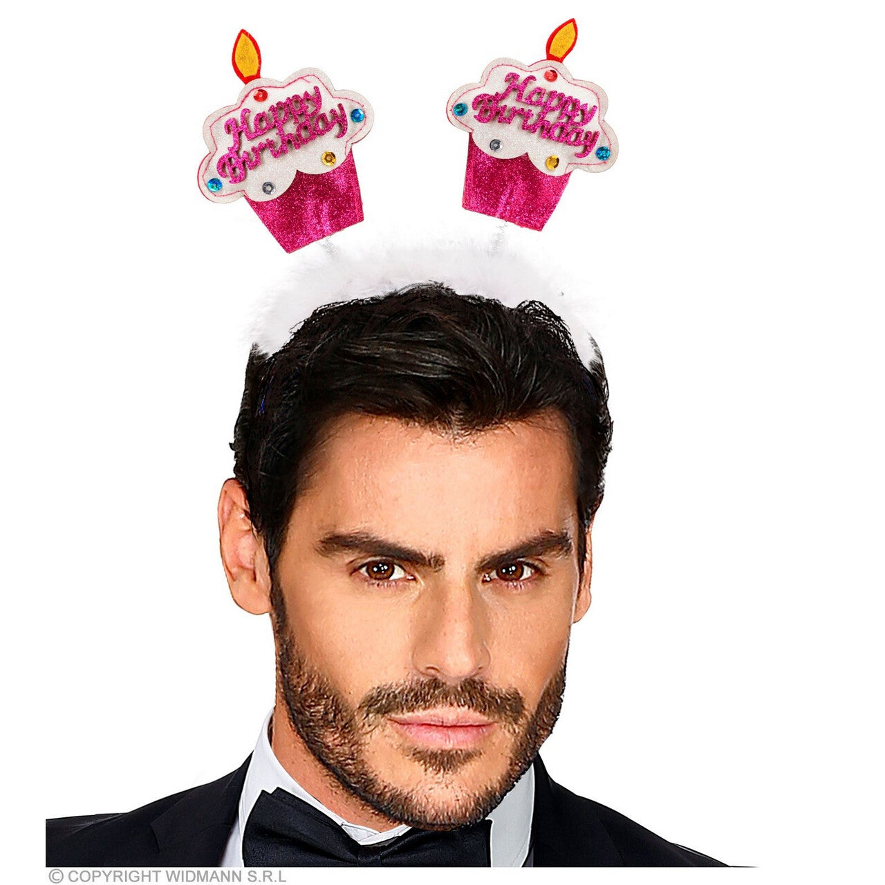 Op deze afbeelding zie je een Accessoires, van het merk Widmann. Cupcake Happy Birthday Haarband Roze