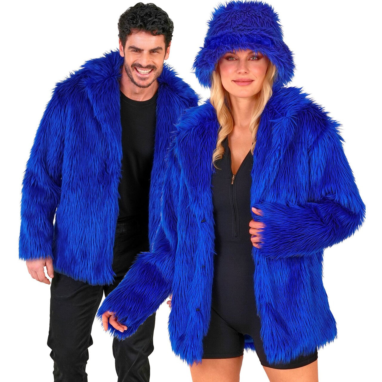 Op deze afbeelding zie je een Kostuums, van het merk Widmann. Blauwe Bontjas Furry Blue