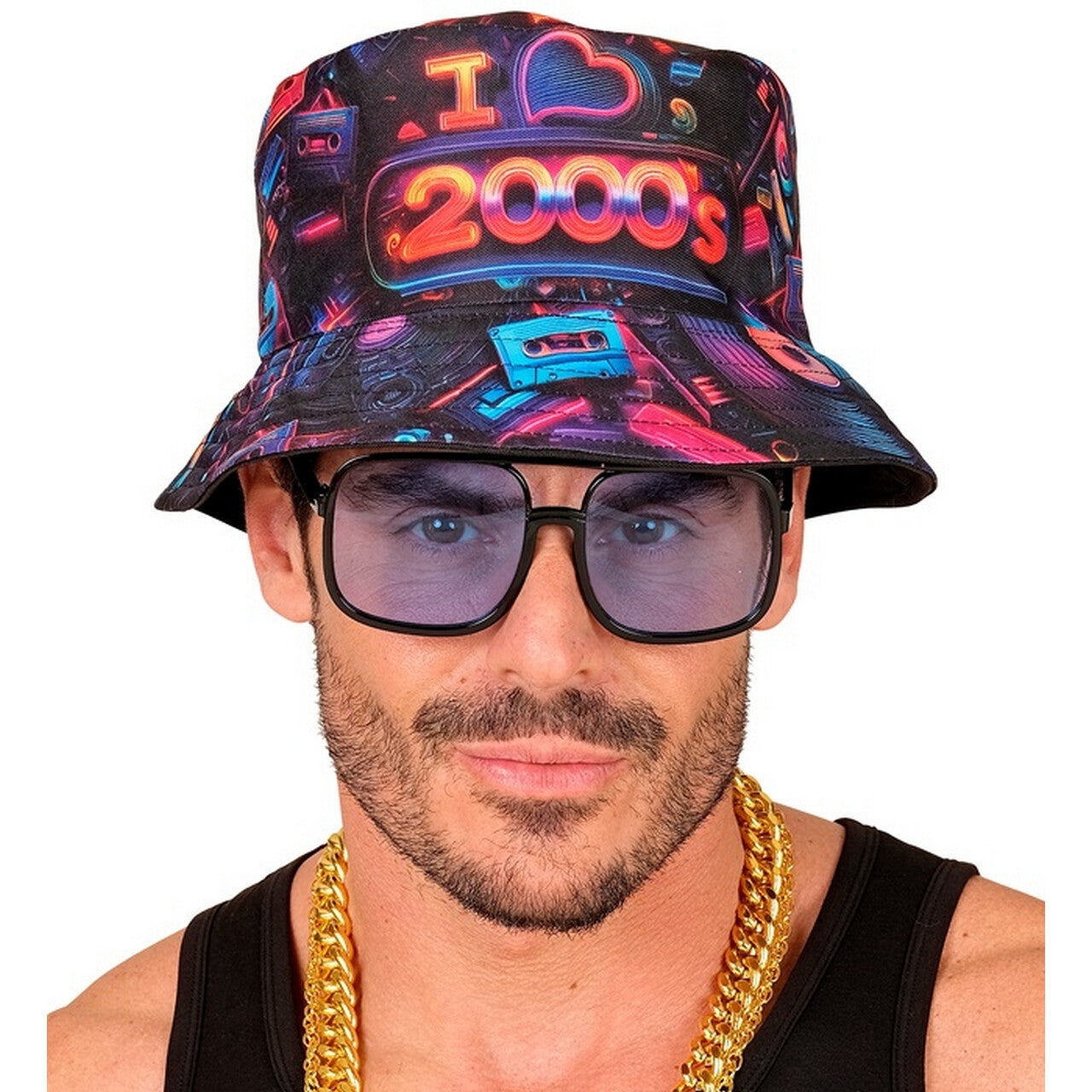 Op deze afbeelding zie je een Accessoires, van het merk Widmann. Bucket Hat I Love 2000 S