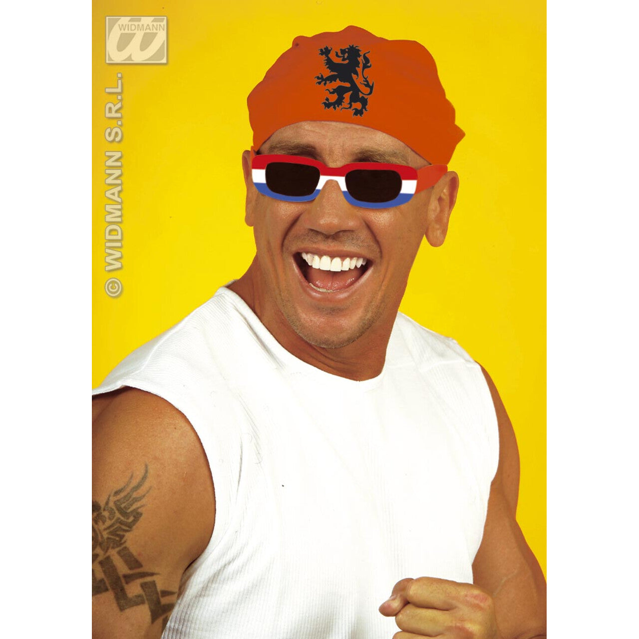 Op deze afbeelding zie je een Accessoires, van het merk Widmann. Bandana Nederland