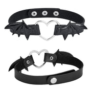 Op deze afbeelding zie je een Accessoires, van het merk Widmann. Bat Love Choker