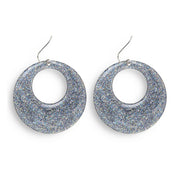 Op deze afbeelding zie je een Accessoires, van het merk Widmann. 70s-80s Zilver Glitter Oorbellen