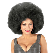 Op deze afbeelding zie je een Accessoires, van het merk Widmann. Soul Diva Pruik, Afro Extra Groot Zwart