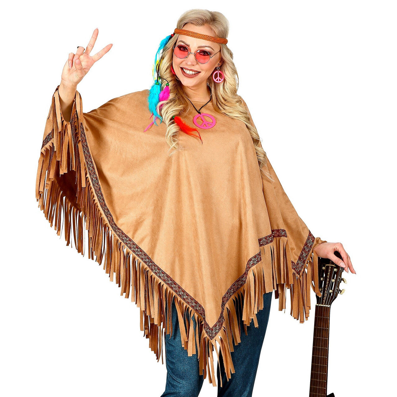 Op deze afbeelding zie je een Kostuums, van het merk Widmann. Luxe Zandbruine Indianen Poncho Lonesome Cowboy