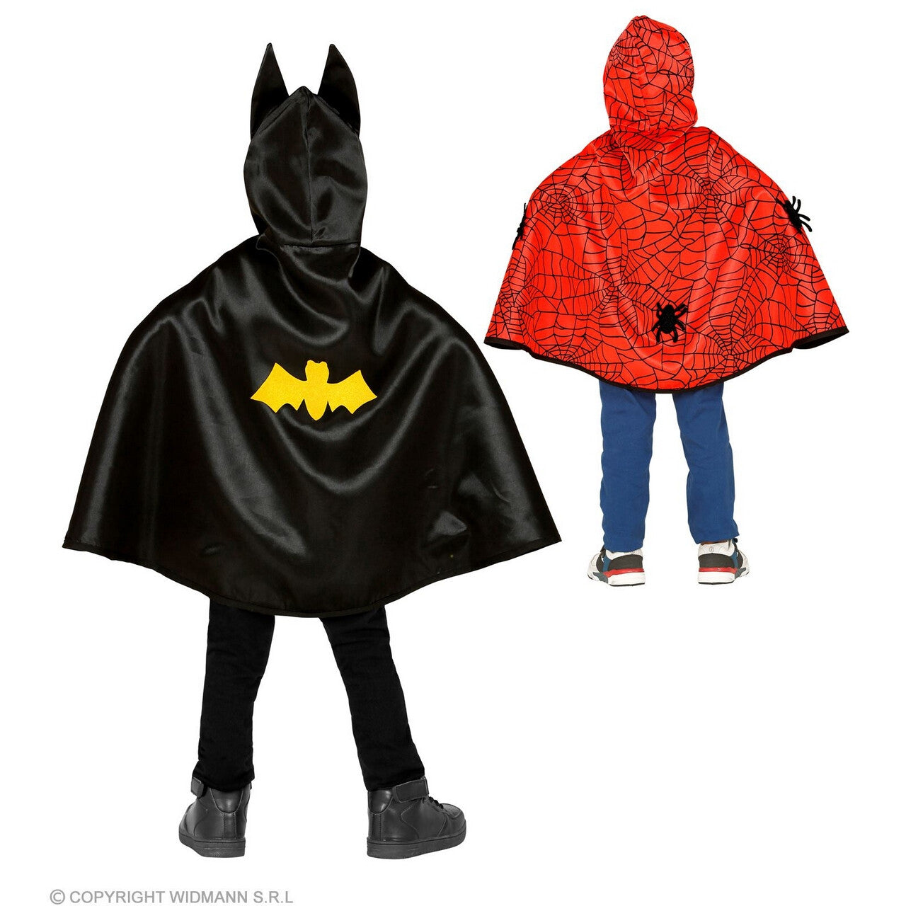Op deze afbeelding zie je een Kostuums, van het merk Widmann. Batman Of Spiderman Omkeerbare Cape Kind
