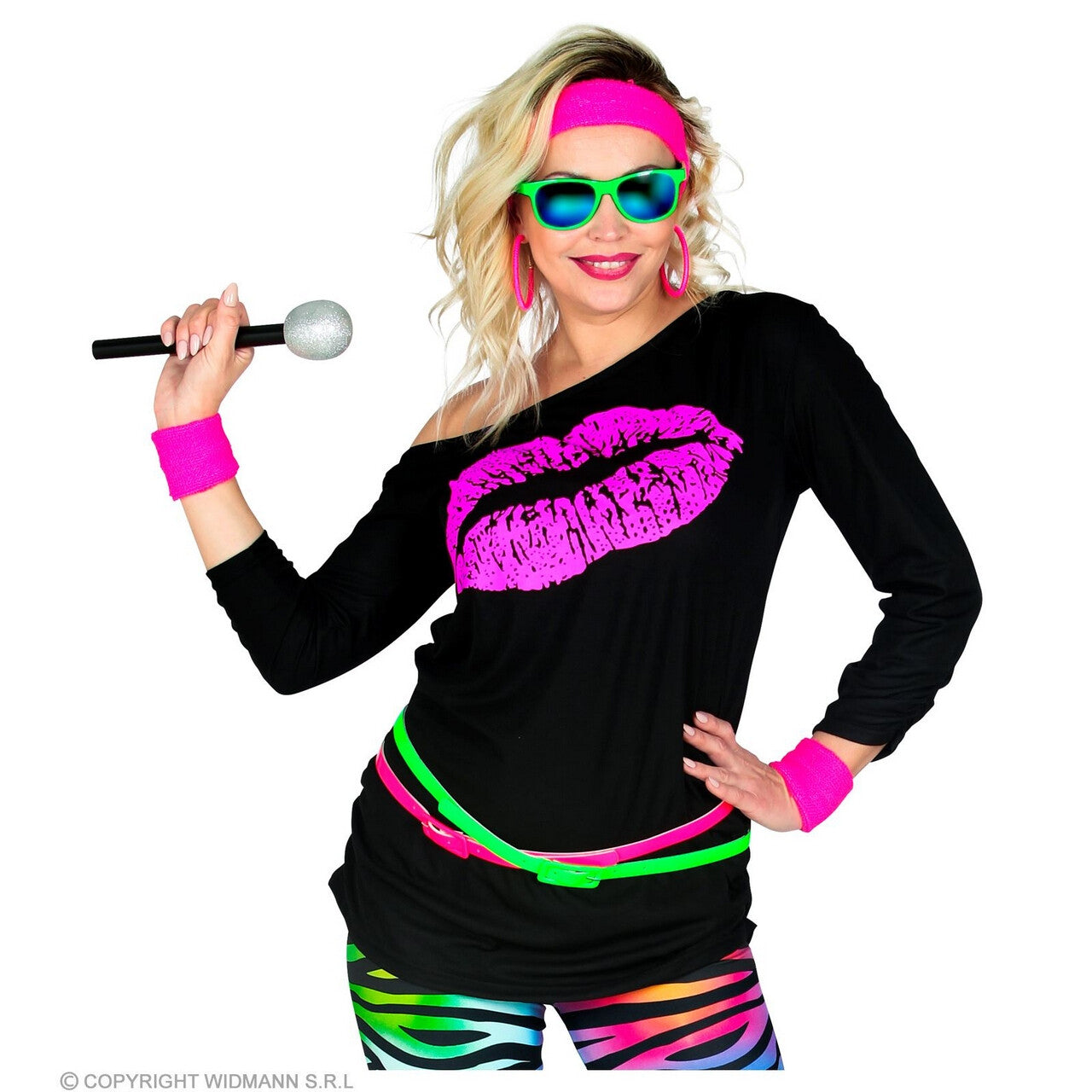 Op deze afbeelding zie je een Kostuums, van het merk Widmann. 80s Shirt Big Kiss Vrouw